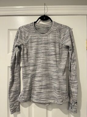 Lululemon Women's Long Sleeve Space-Dyed Active Top - Heathered Gray Size 8